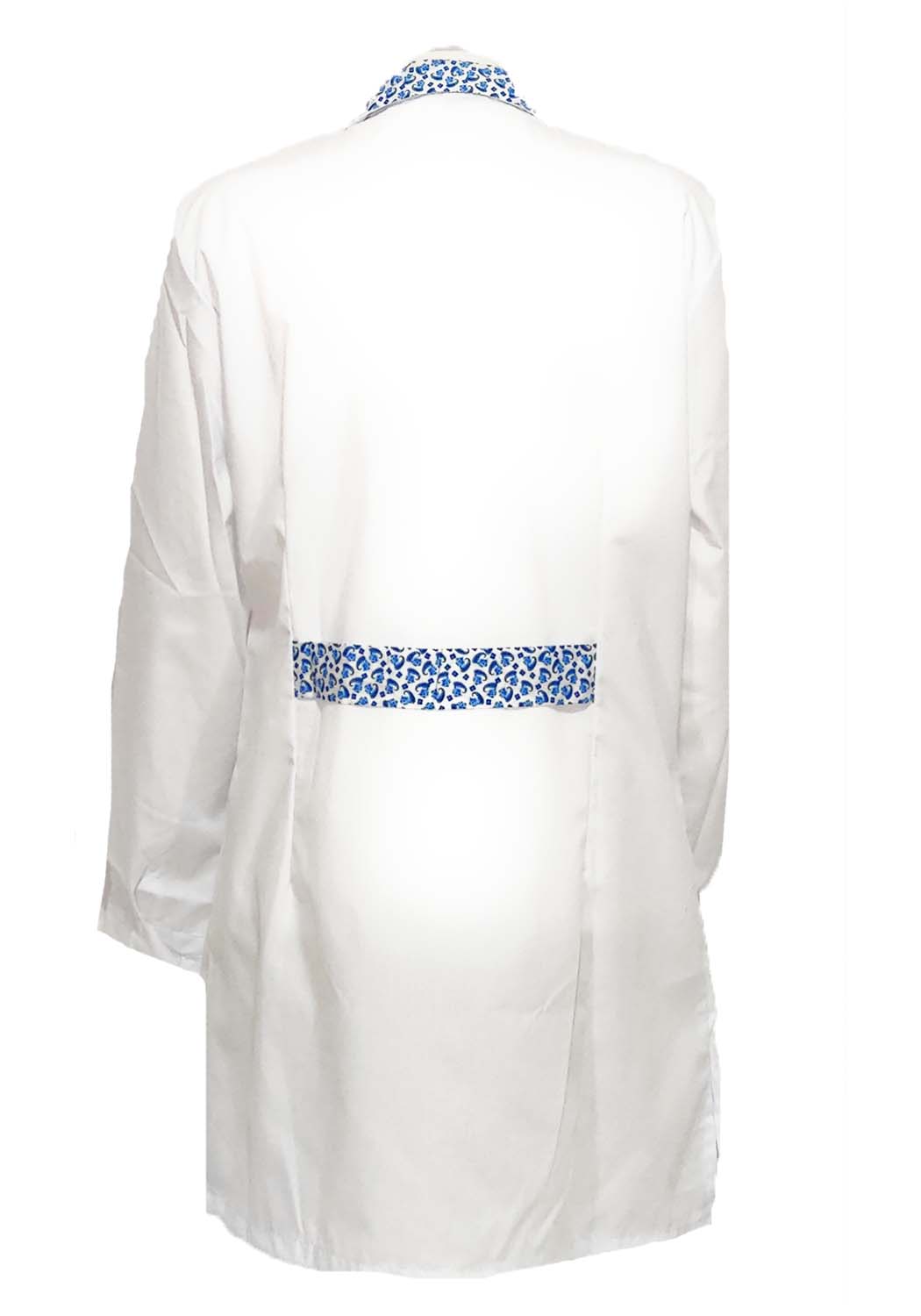 Camice da donna con bottoni e mezze maniche. Personalizzabile con il tuo logo