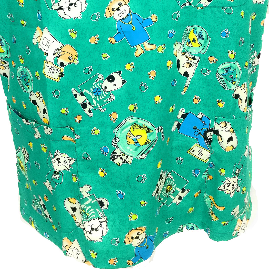 Casacca infermieristica per bambini. Personalizzabile con il tuo logo