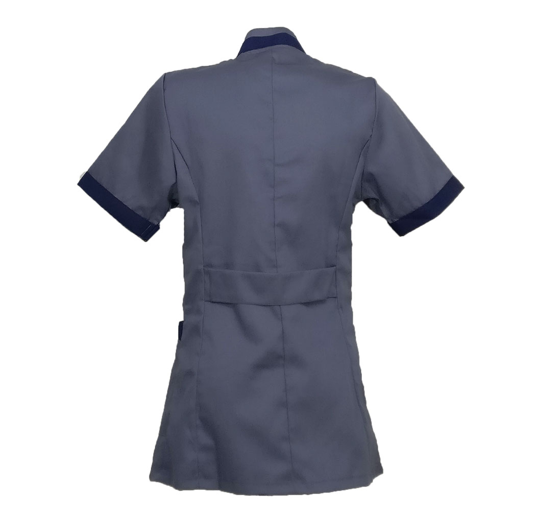 Camice da donna con bottoni a scomparsa. Personalizzabile con il tuo logo