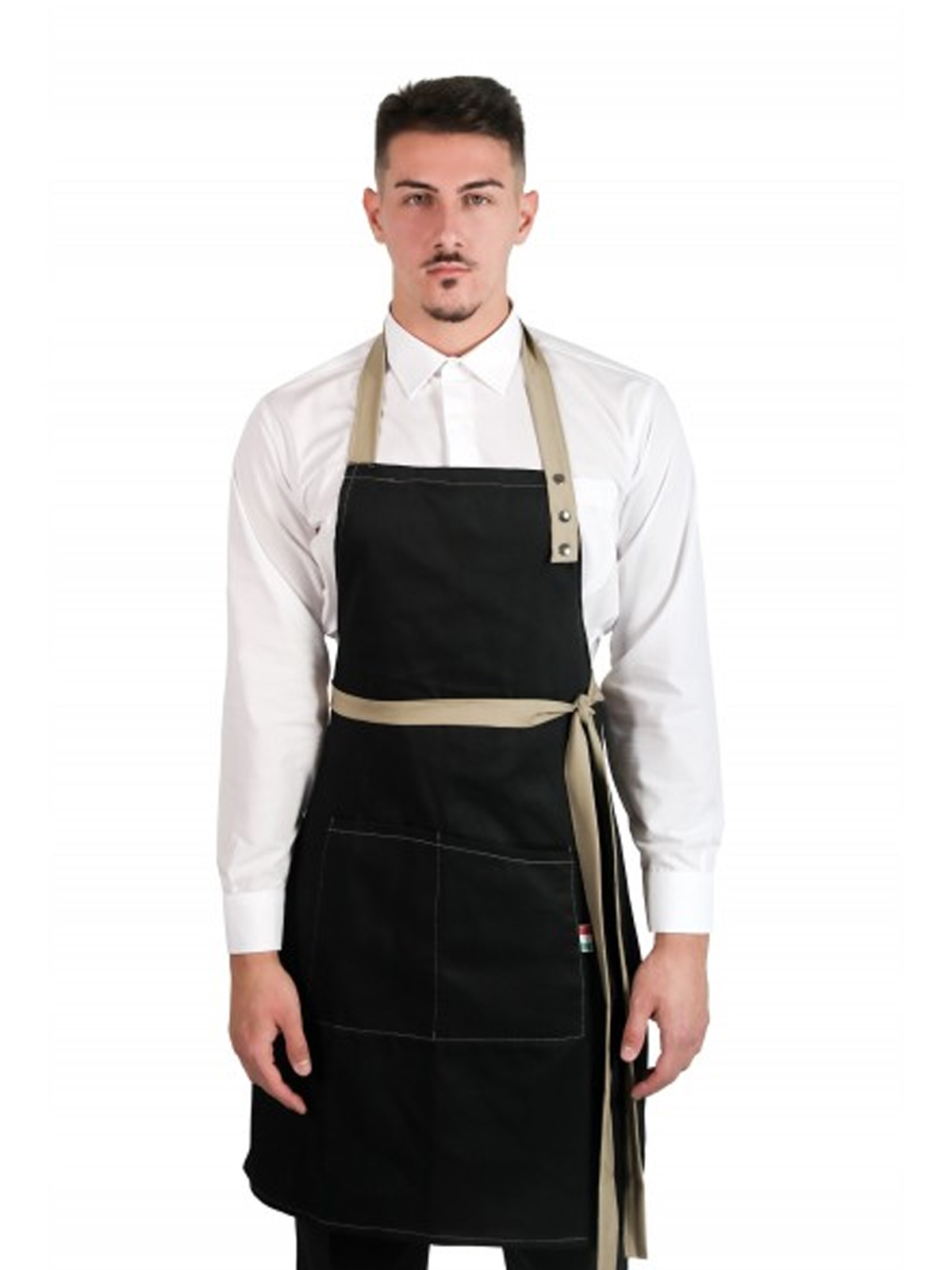 Cotton apron with pockets. Customizable with your logo