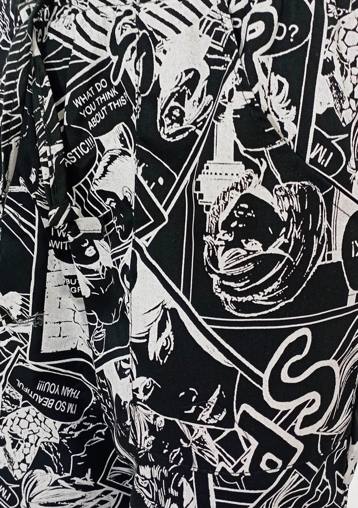 Pantalaccio da cucina fantasia fumetto. Personalizzabile con il tuo logo